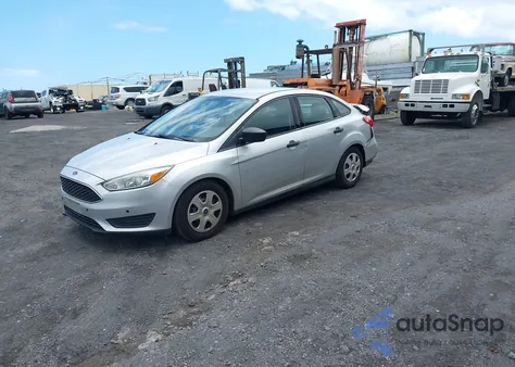 2016 Ford Focus S из США, поврежденный, VIN 1FADP3E25GL311186